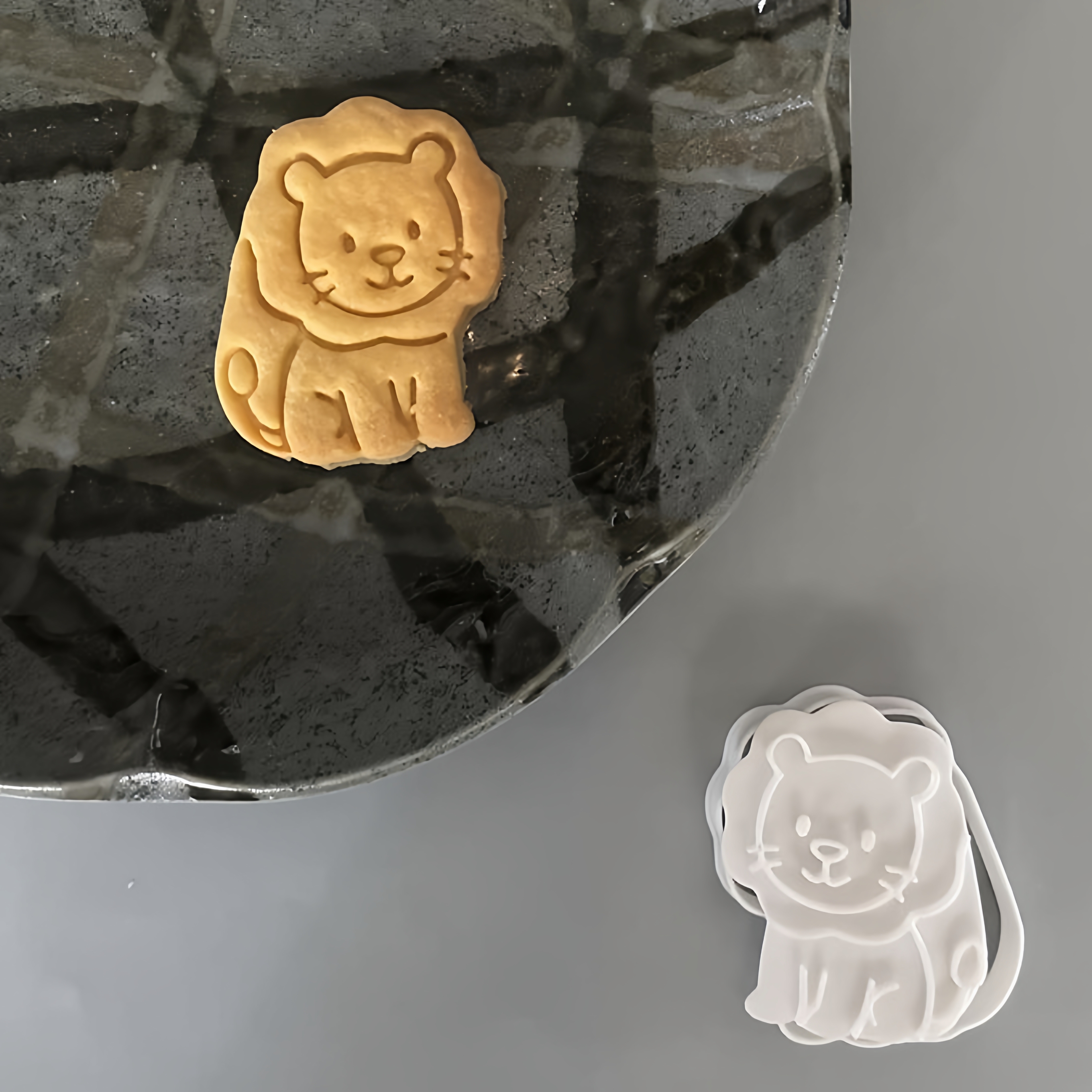 Cartoon Animal Biscuit Cutter  - Kitchen Kids Baking Set review and price